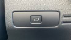 Volvo XC40 2.0 B3P Plus Dark 5dr Auto Petrol Estate